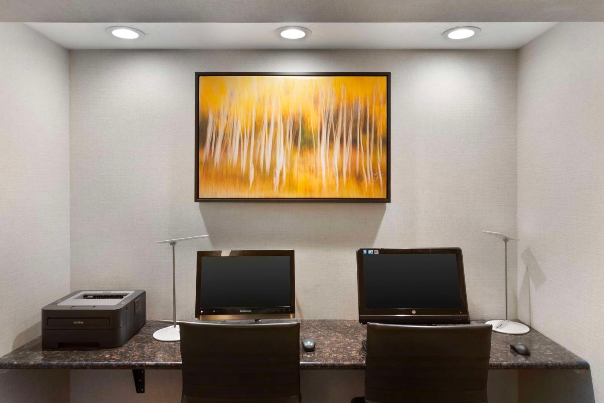 Best Western Holiday Hills Coalville Dış mekan fotoğraf
